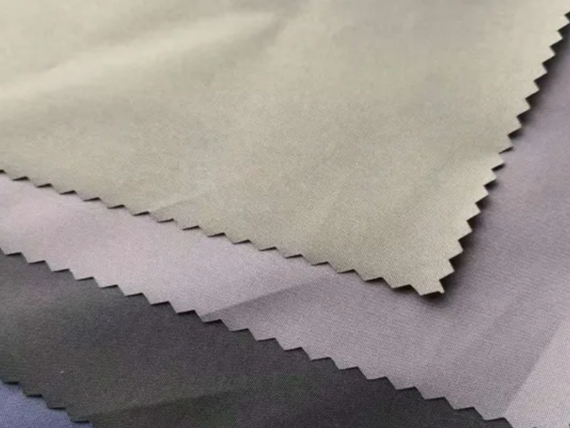 panas! ! Kain Pongee Poliester Kalis Air dengan Bersalut PVC untuk Baju Hujan