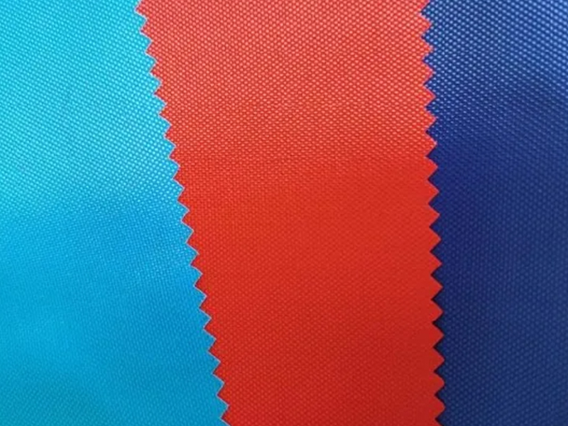 Kain Oxford Poliester Kalis Air dengan Bersalut PVC untuk CoverLuggage Khemah